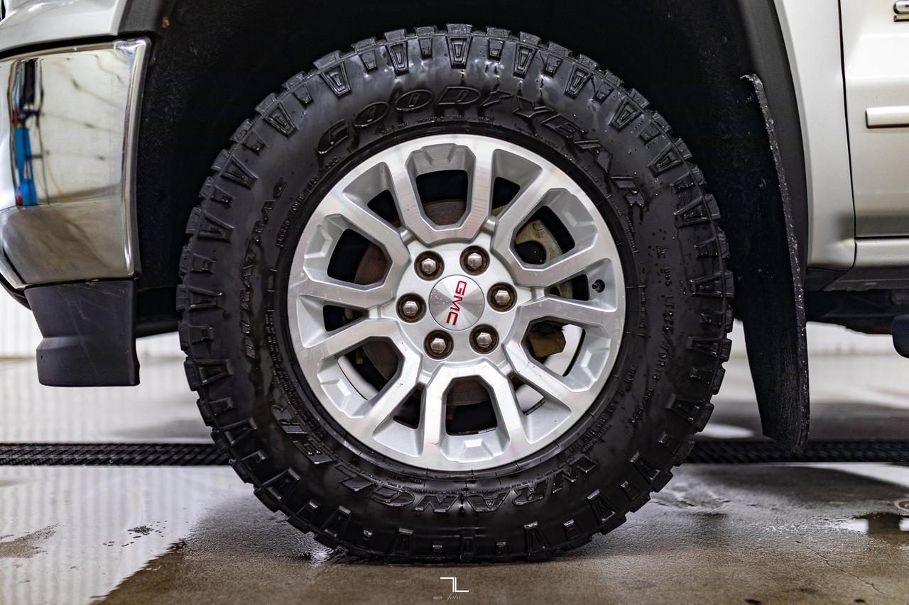 2017 GMC Sierra 1500 4x4 Double Cab SLE Z71 Kodiak PSeat BCam Red Deer AB