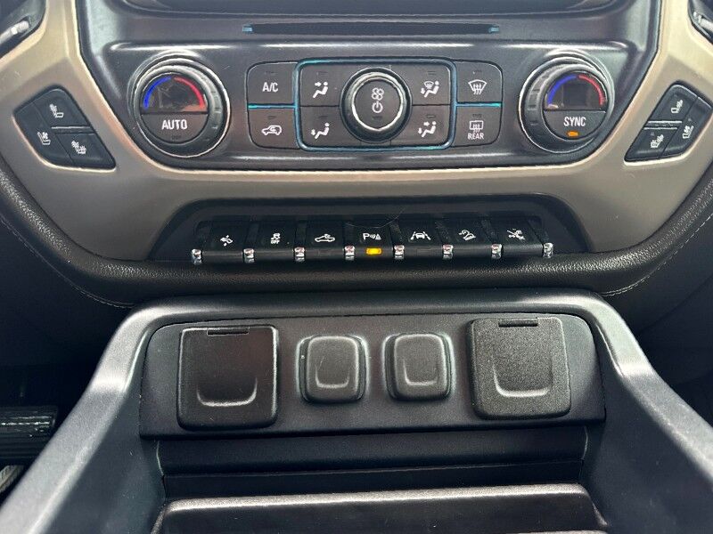 2017 GMC Sierra 1500 Denali Crew Cab 4WD w/ Denali Preferred Equipment Group Arlington VA