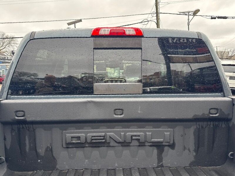 2017 GMC Sierra 1500 Denali Crew Cab 4WD w/ Denali Preferred Equipment Group Arlington VA