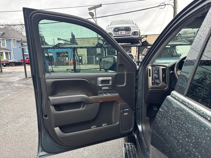 2017 GMC Sierra 1500 Denali Crew Cab 4WD w/ Denali Preferred Equipment Group Arlington VA