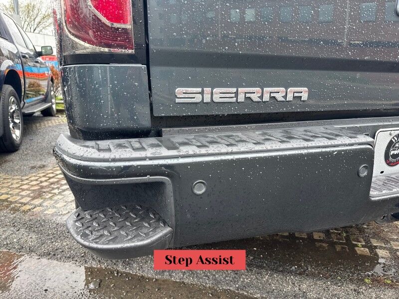 2017 GMC Sierra 1500 Denali Crew Cab 4WD w/ Denali Preferred Equipment Group Arlington VA