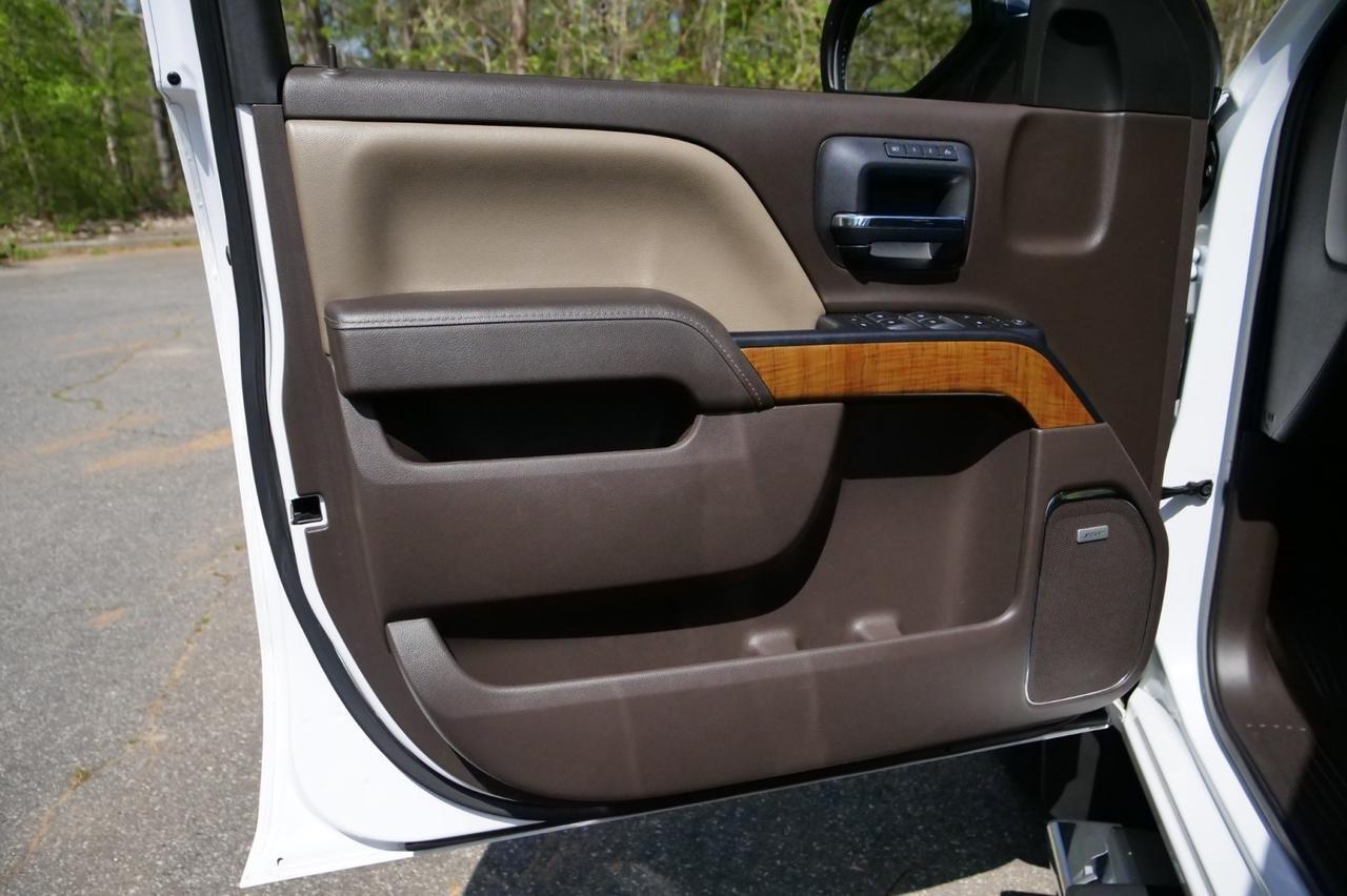 2017 GMC Sierra 1500 SLT / Premium Plus Package / Rear Entertainment! Lincolnton NC