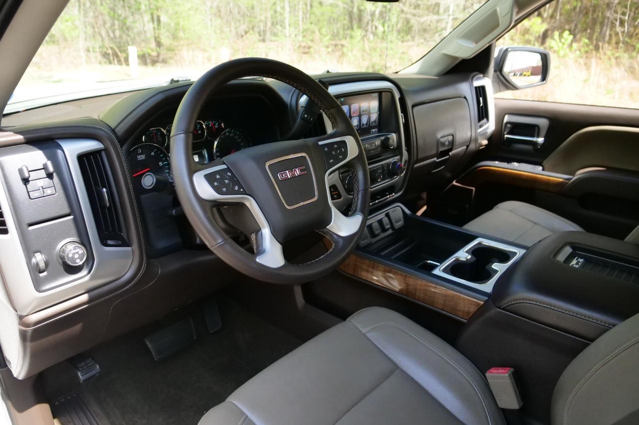 2017 GMC Sierra 1500 SLT / Premium Plus Package / Rear Entertainment! Lincolnton NC