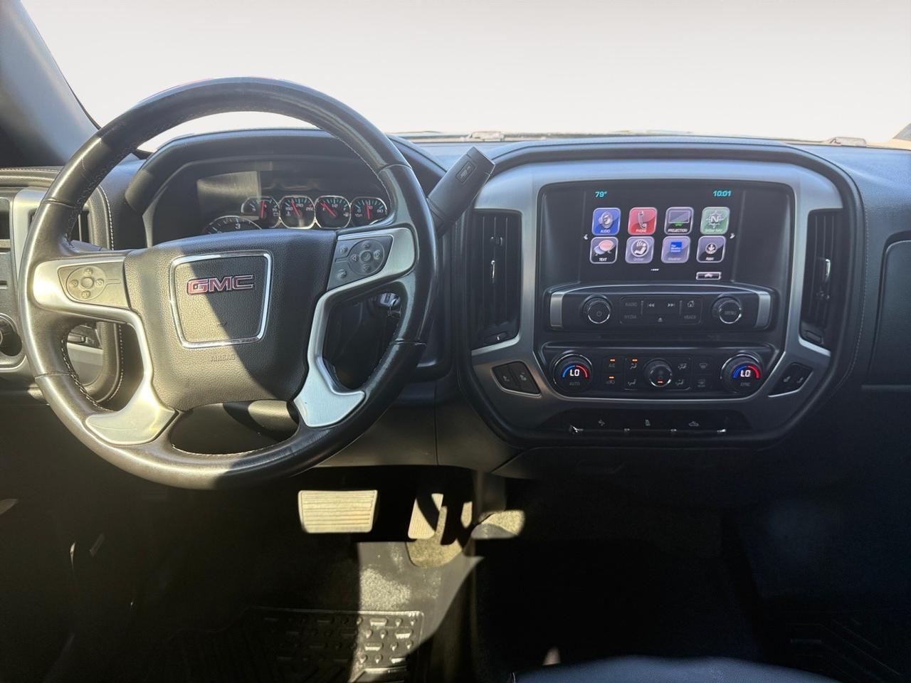 2017 GMC Sierra 1500 SLT, RUNNING BOARDS, BED LINER, TWO PACKAGE, BACKUP CAMERA,BOSE SOUND SYSTEM, NO ACCIDENTS, LOW MILES! Norfolk VA