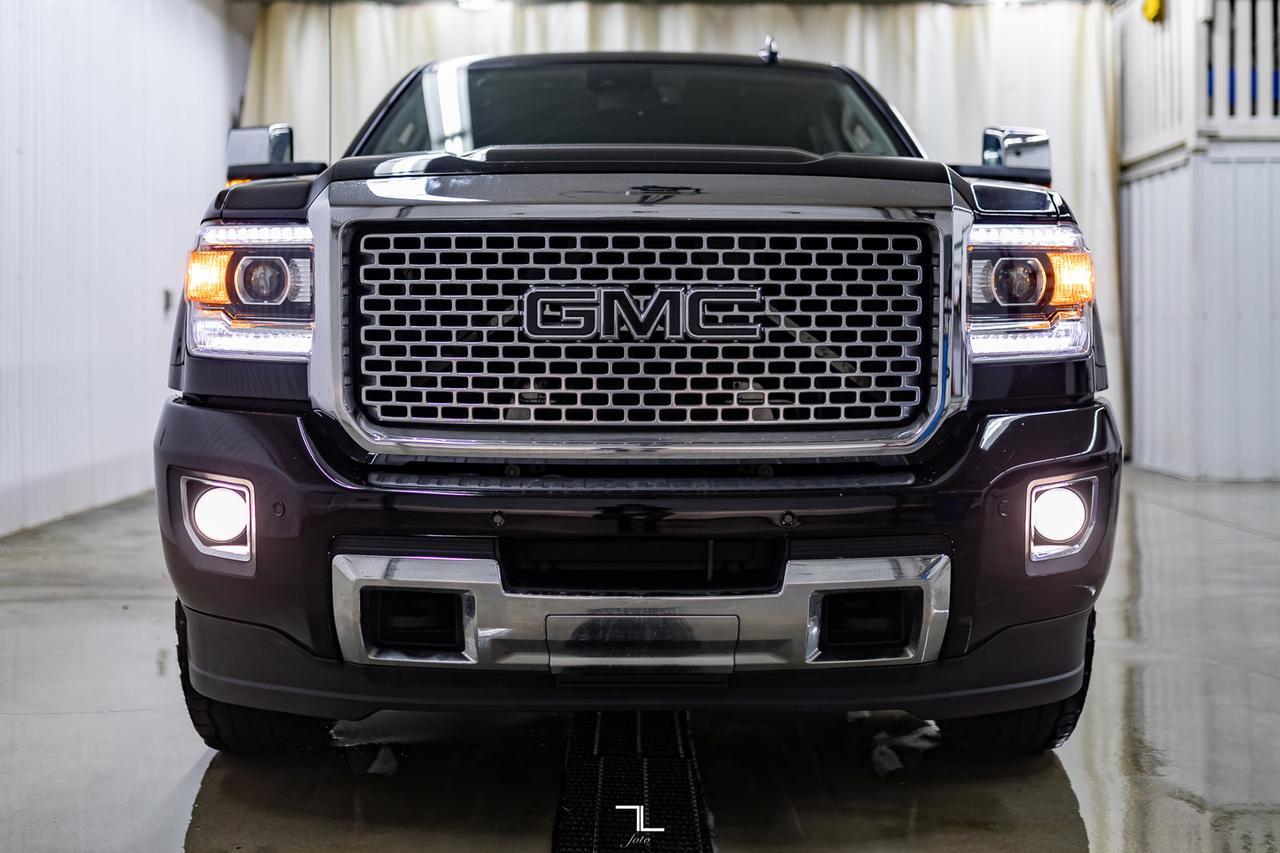2017 GMC Sierra 2500 4x4 Crew Cab Denali HD Leather Roof Nav BCam Red Deer AB