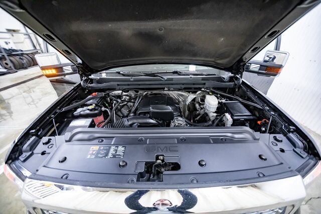 2017 GMC Sierra 2500 4x4 Crew Cab Denali HD Leather Roof Nav BCam Red Deer AB