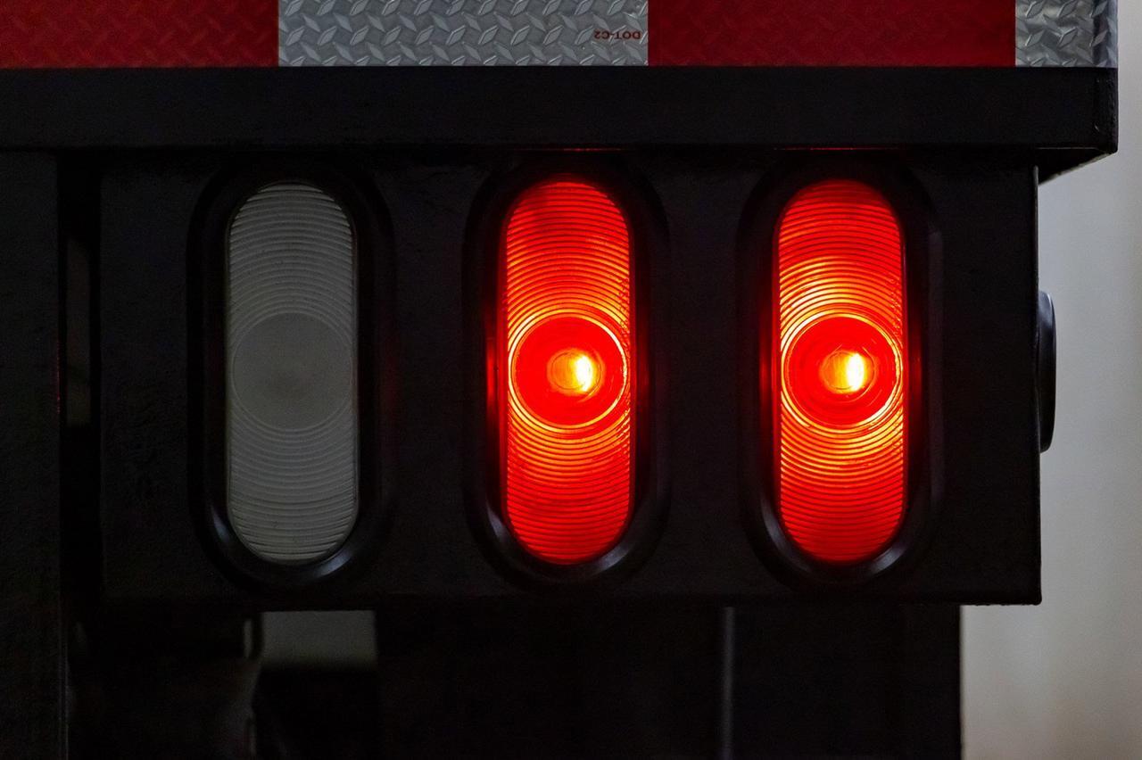 2017 GMC Sierra 2500HD 4x4 Crew Cab LT Deck Red Deer AB