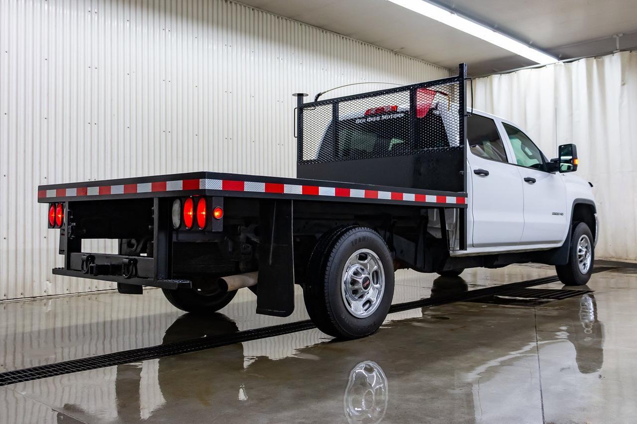 2017 GMC Sierra 2500HD 4x4 Crew Cab LT Deck Red Deer AB