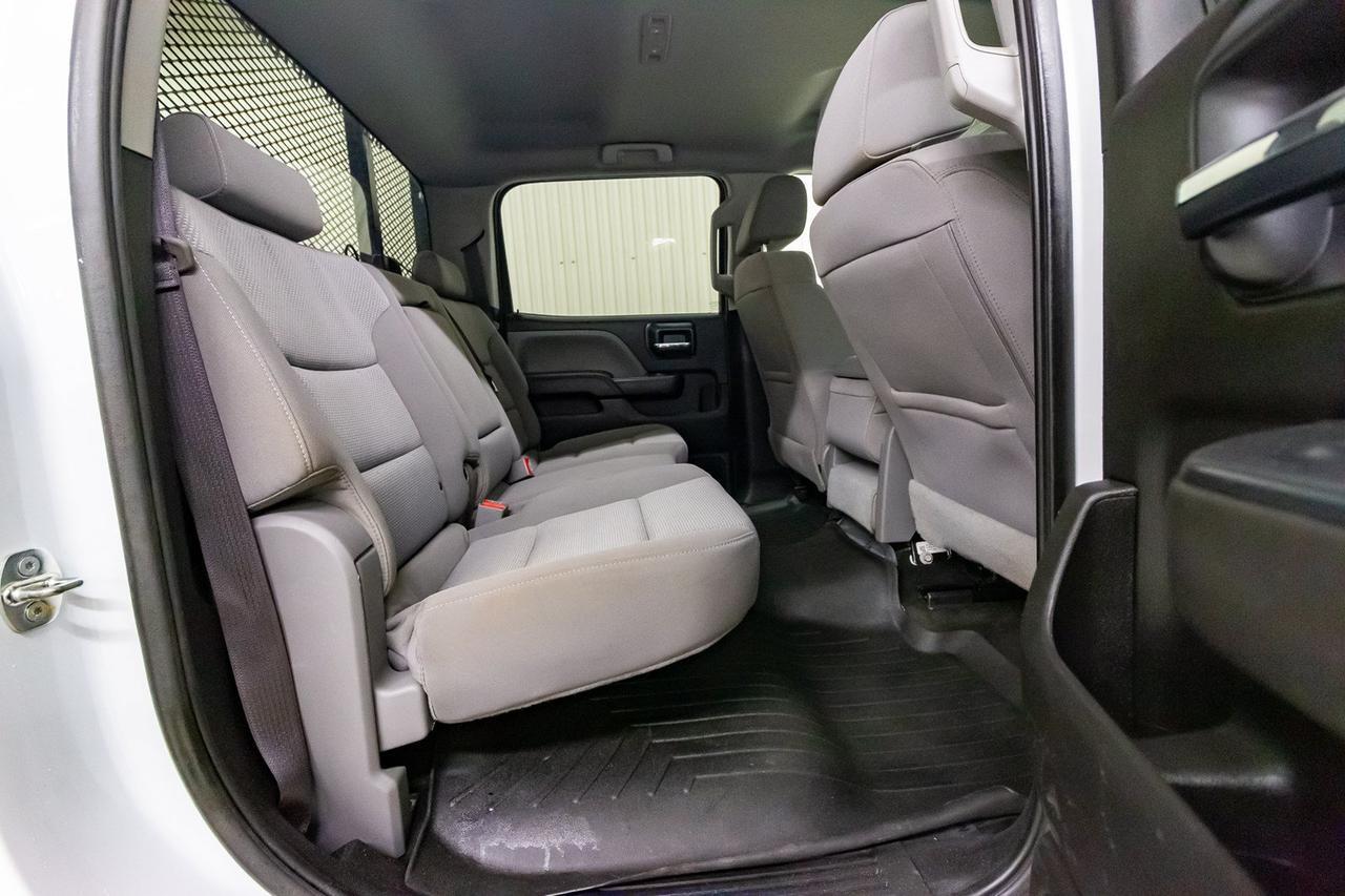 2017 GMC Sierra 2500HD 4x4 Crew Cab LT Deck Red Deer AB