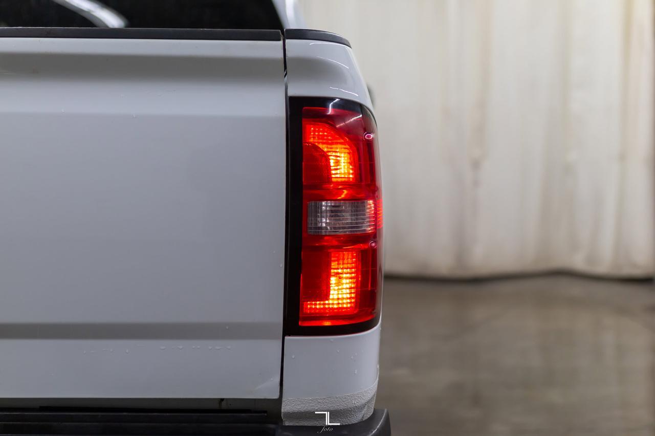 2017 GMC Sierra 2500HD 4x4 Crew Cab SLE BCam Red Deer AB