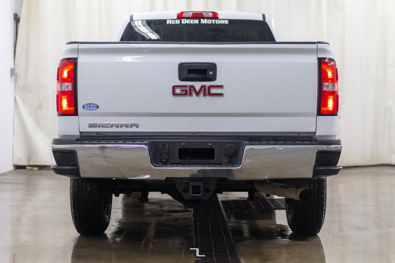 2017 GMC Sierra 2500HD 4x4 Crew Cab SLE BCam Red Deer AB