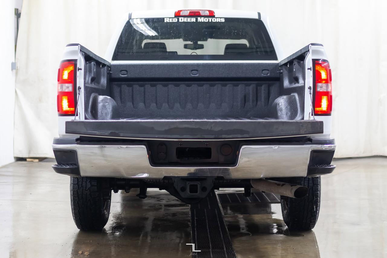 2017 GMC Sierra 2500HD 4x4 Crew Cab SLE BCam Red Deer AB