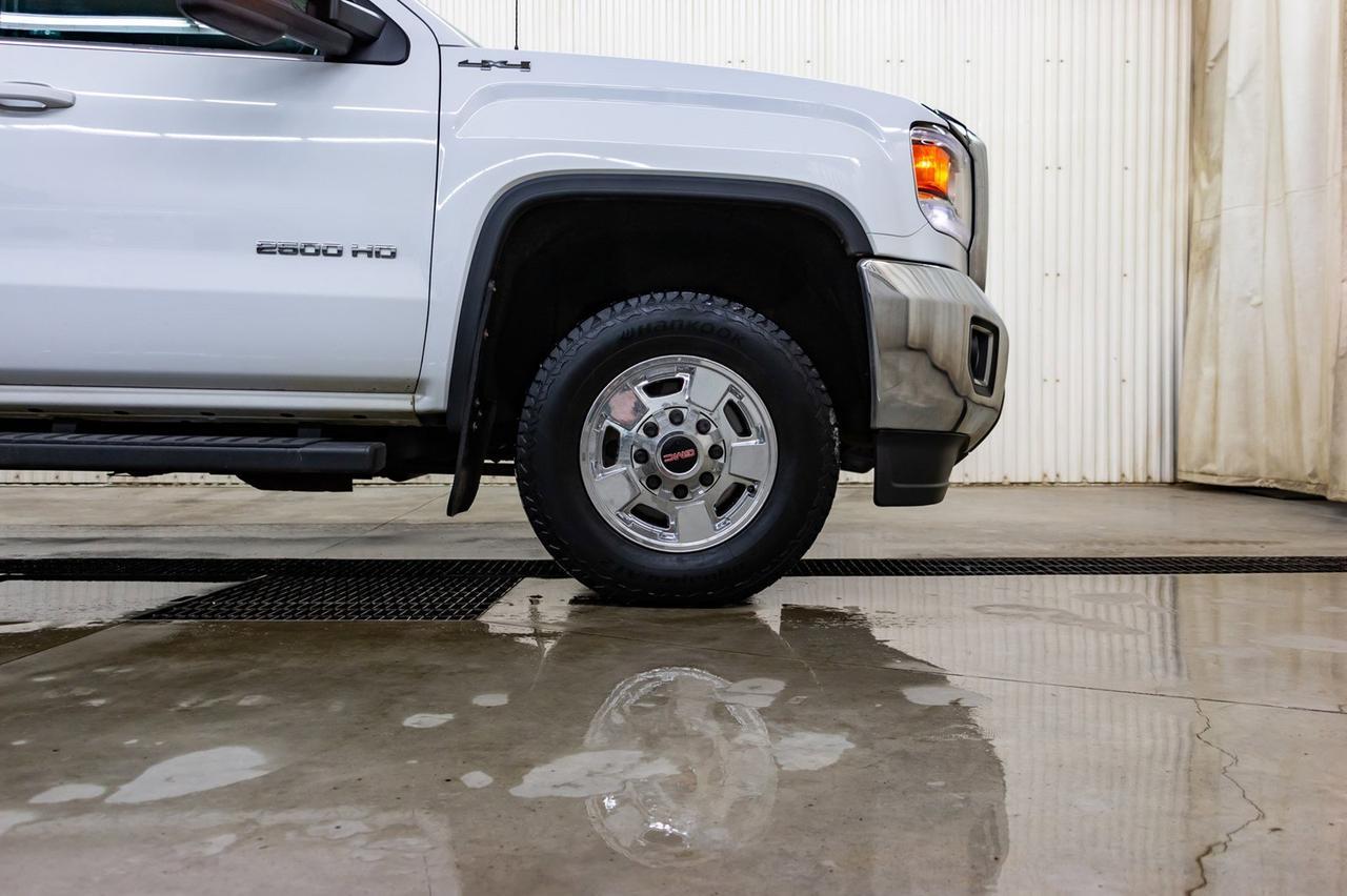 2017 GMC Sierra 2500HD 4x4 Crew Cab SLE BCam Red Deer AB