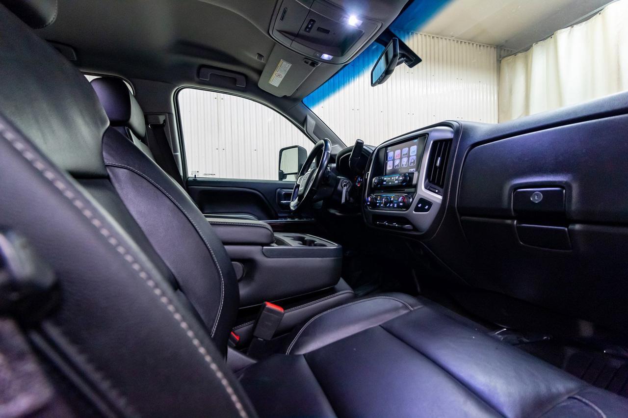 2017 GMC Sierra 2500HD 4x4 Crew Cab SLE BCam Red Deer AB