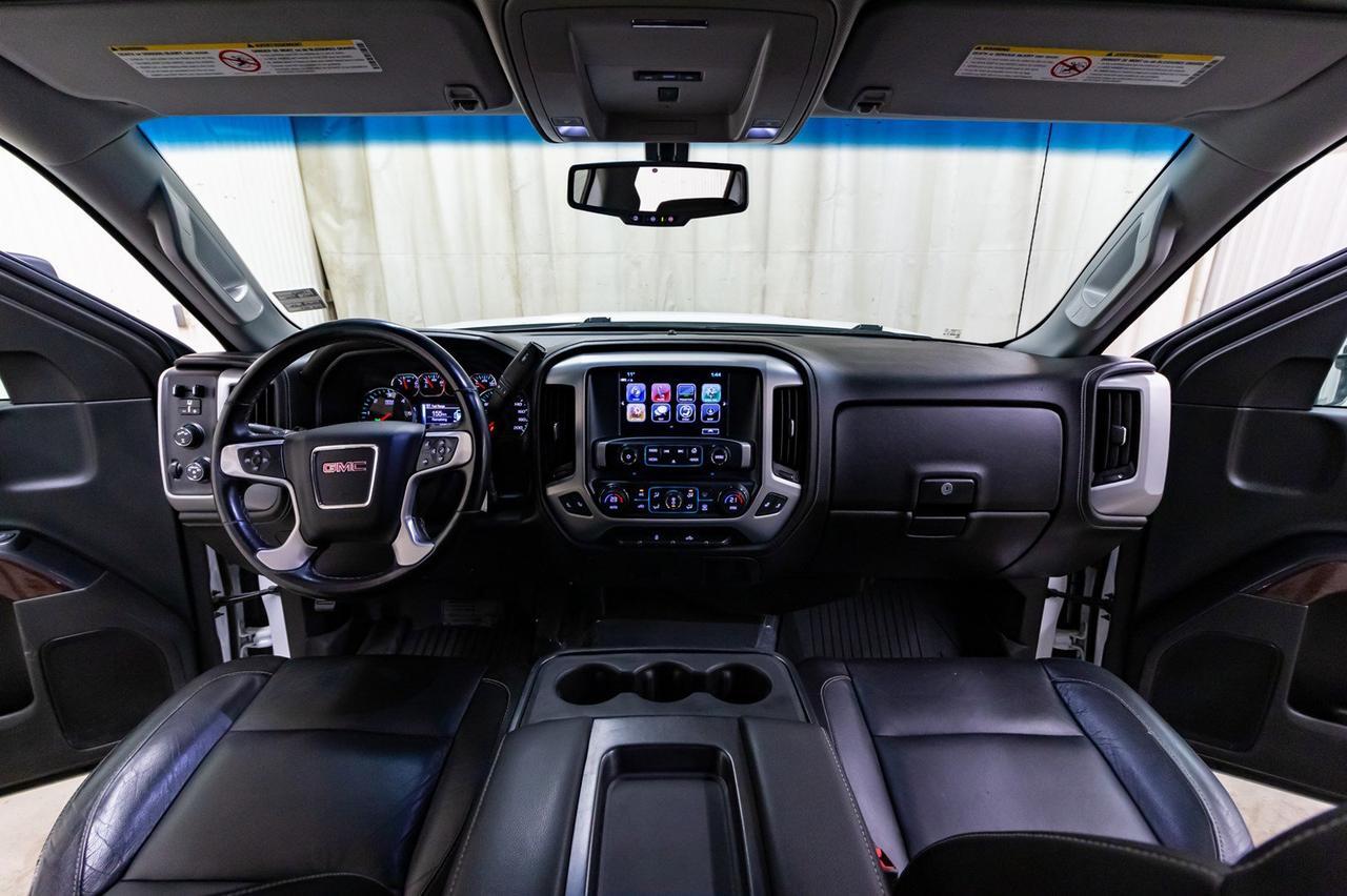 2017 GMC Sierra 2500HD 4x4 Crew Cab SLE BCam Red Deer AB