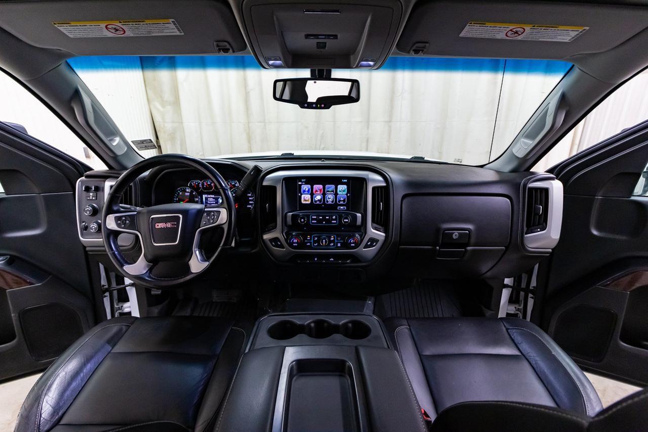 2017 GMC Sierra 2500HD 4x4 Crew Cab SLE BCam Red Deer AB