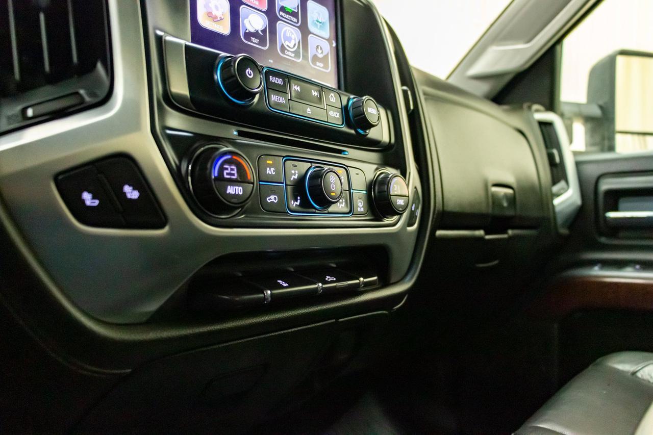 2017 GMC Sierra 2500HD 4x4 Crew Cab SLE BCam Red Deer AB