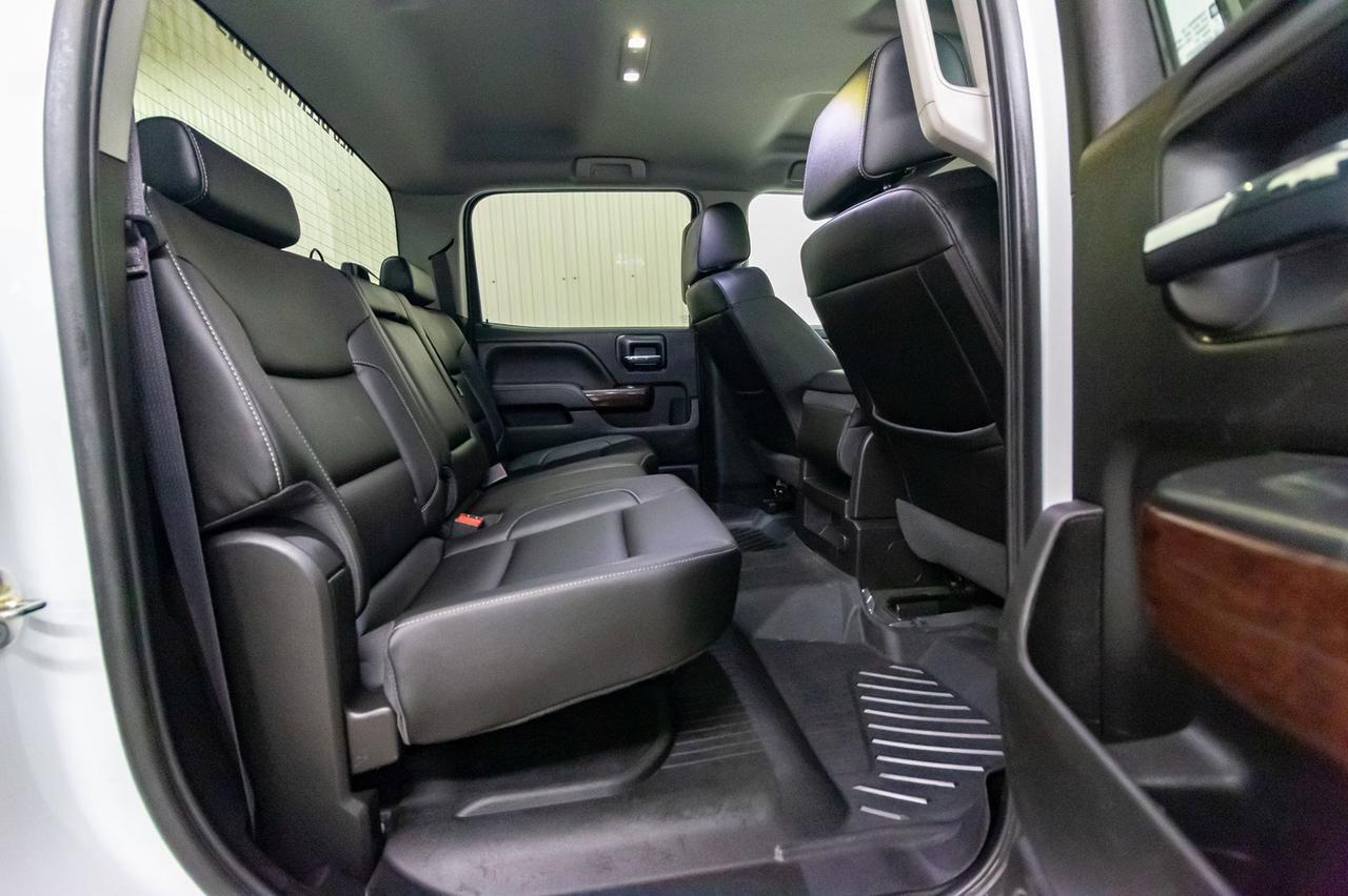 2017 GMC Sierra 2500HD 4x4 Crew Cab SLE BCam Red Deer AB