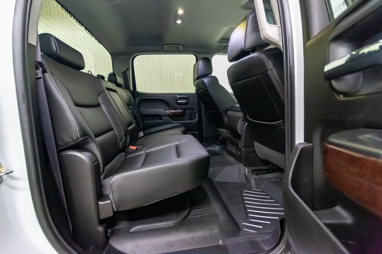 2017 GMC Sierra 2500HD 4x4 Crew Cab SLE BCam Red Deer AB