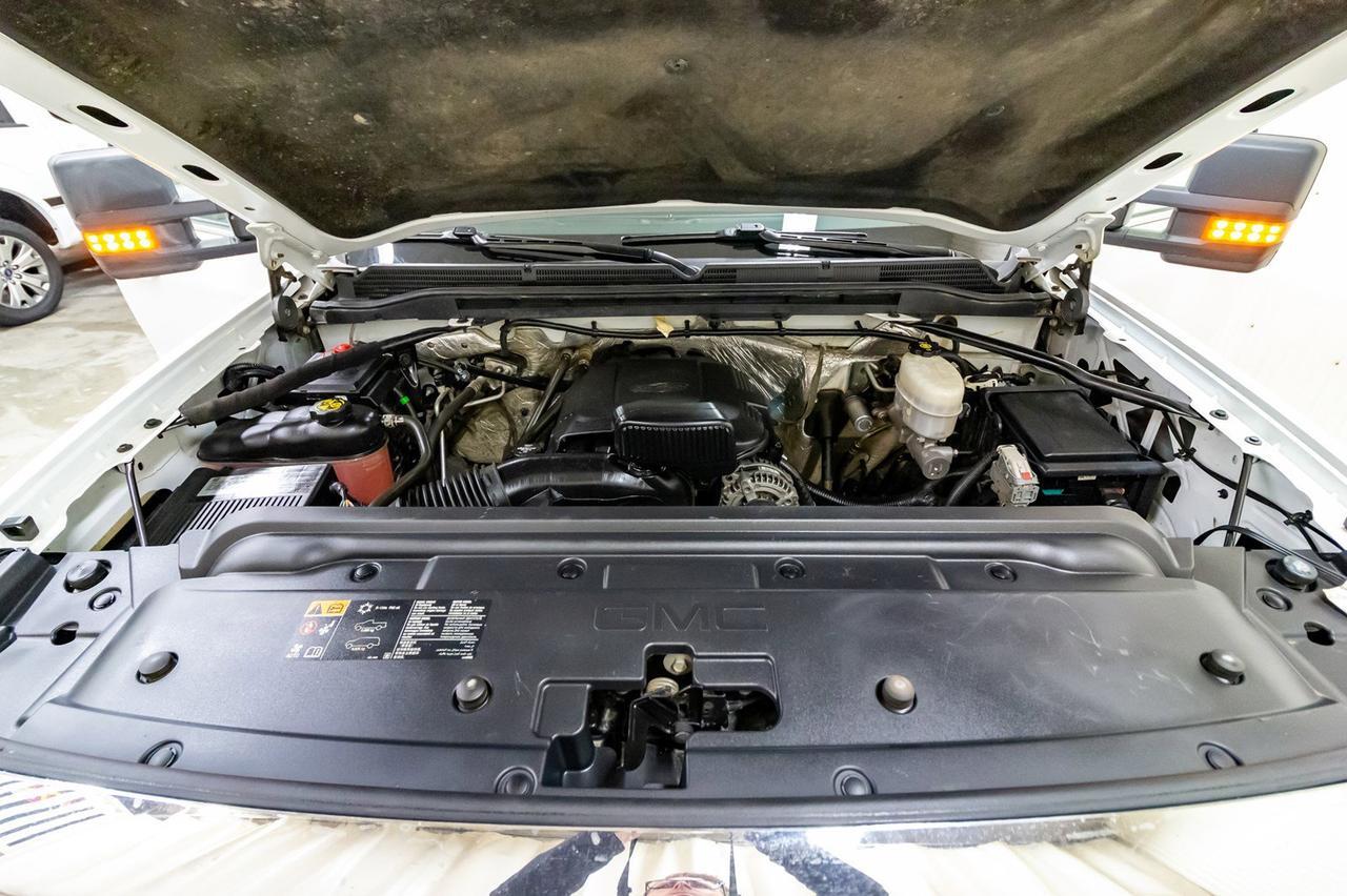 2017 GMC Sierra 2500HD 4x4 Crew Cab SLE BCam Red Deer AB