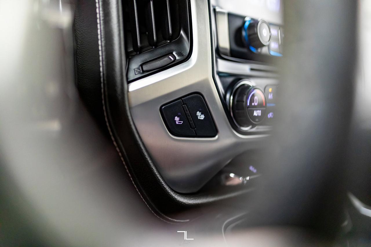 2017 GMC Sierra 2500HD 4x4 Crew Cab SLE Z71 BCam Fuel Wheels Red Deer AB