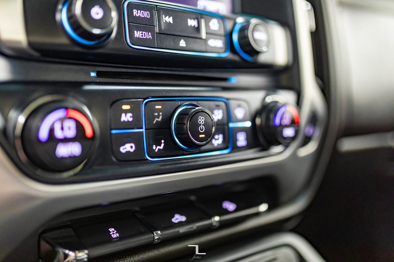 2017 GMC Sierra 2500HD 4x4 Crew Cab SLE Z71 BCam Fuel Wheels Red Deer AB