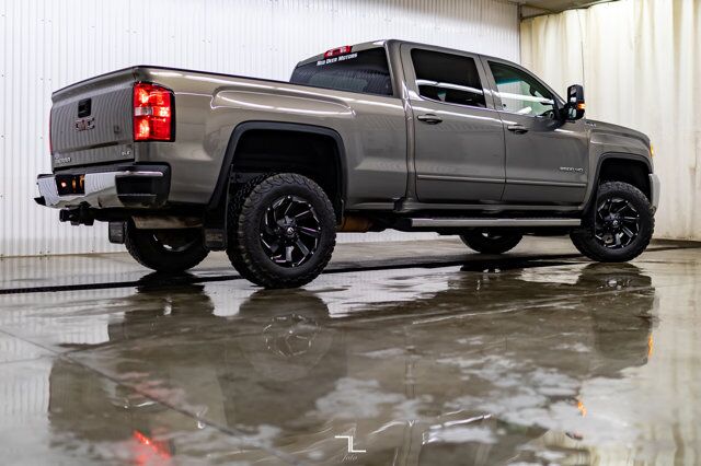 2017 GMC Sierra 2500HD 4x4 Crew Cab SLE Z71 BCam Fuel Wheels Red Deer AB
