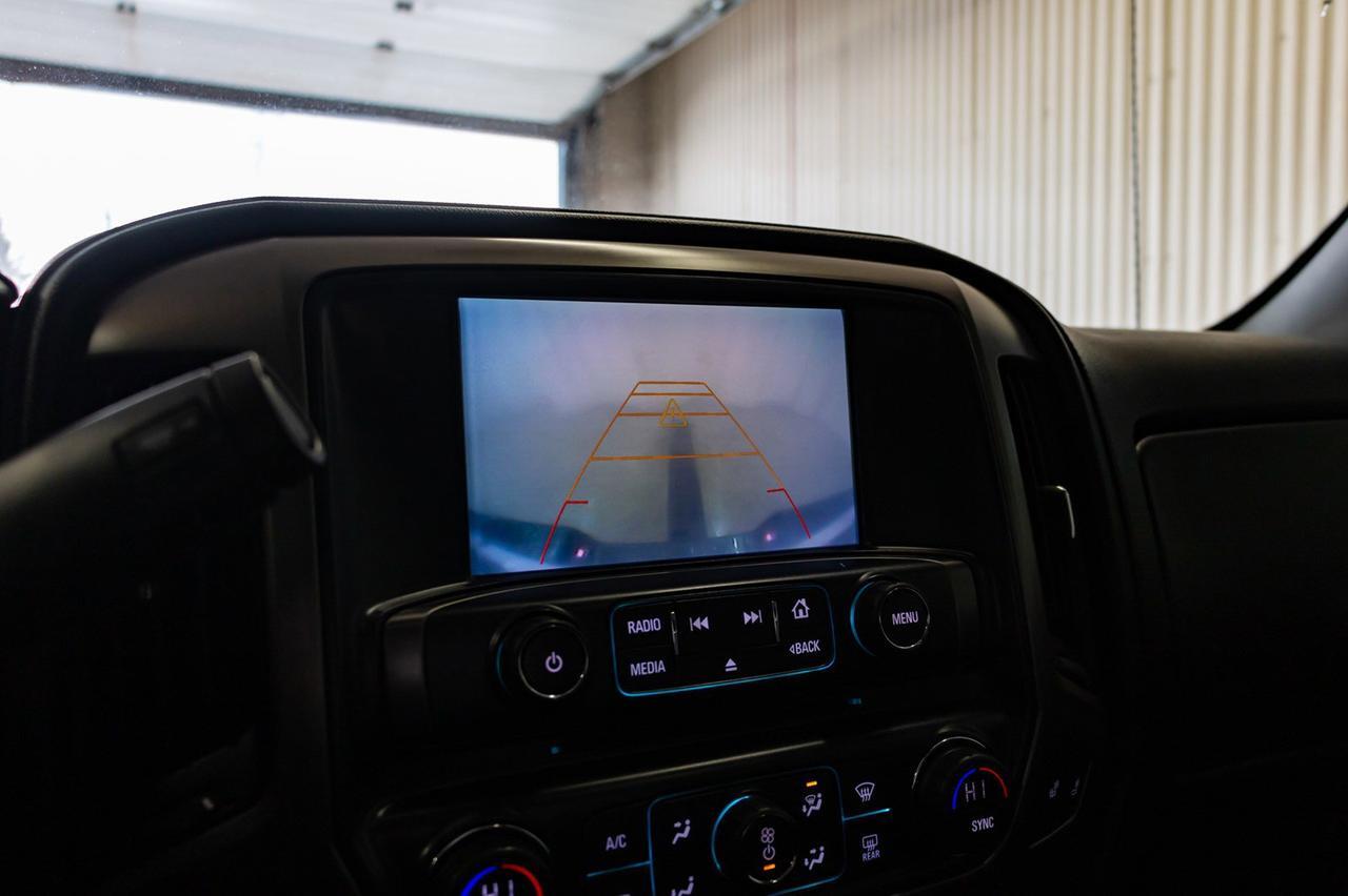 2017 GMC Sierra 2500HD 4x4 Crew Cab SLT All Terrain Diesel Red Deer AB