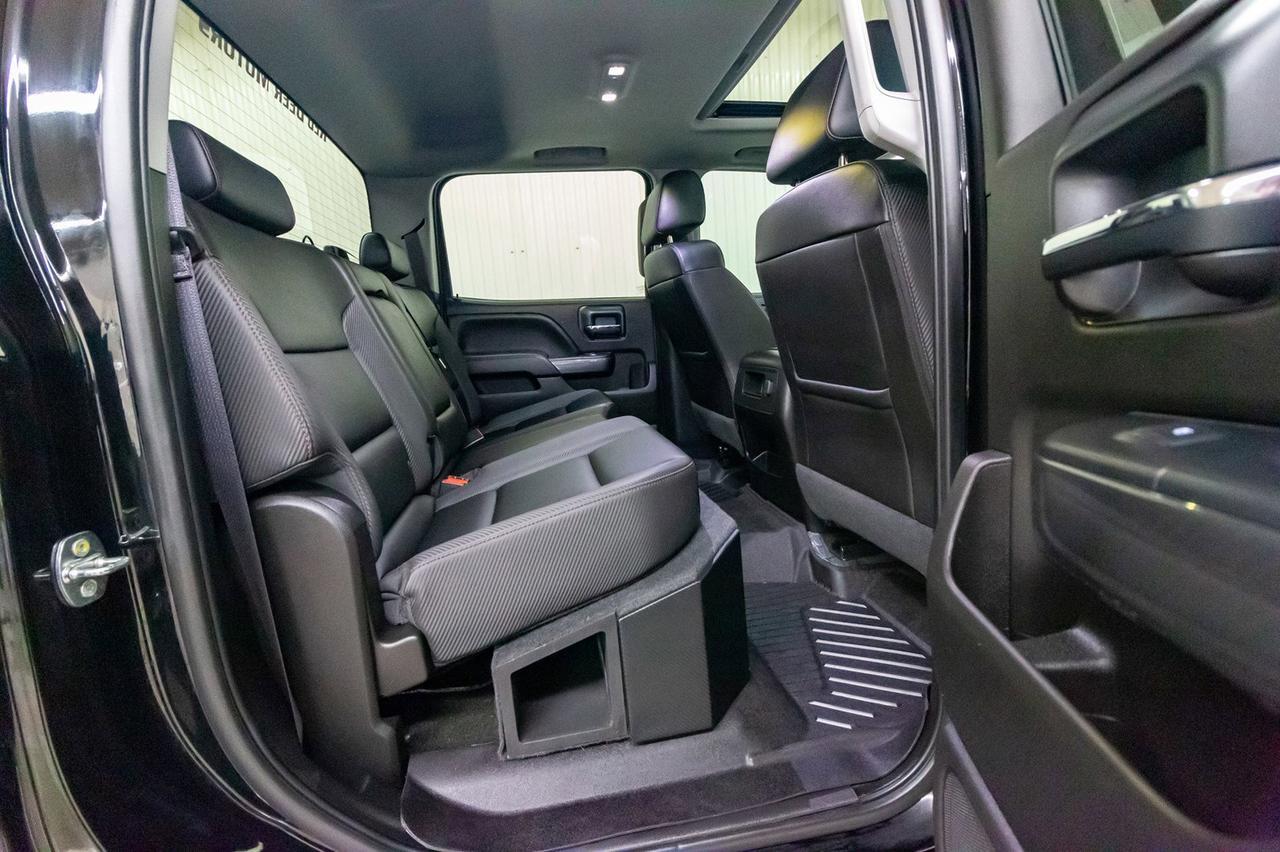 2017 GMC Sierra 2500HD 4x4 Crew Cab SLT All Terrain Diesel Red Deer AB