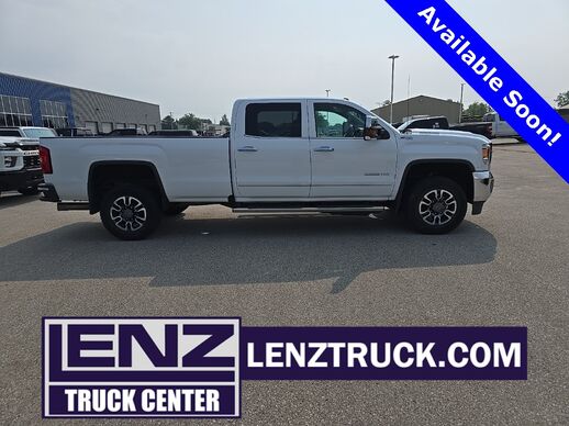 2017_GMC_Sierra 2500HD_4x4 Crew Cab SLT_ Fond du Lac WI