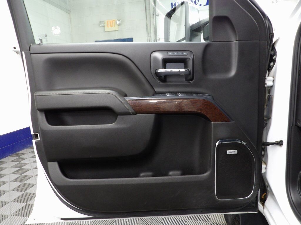 2017 GMC Sierra 2500HD 4x4 Crew Cab SLT Fond du Lac WI