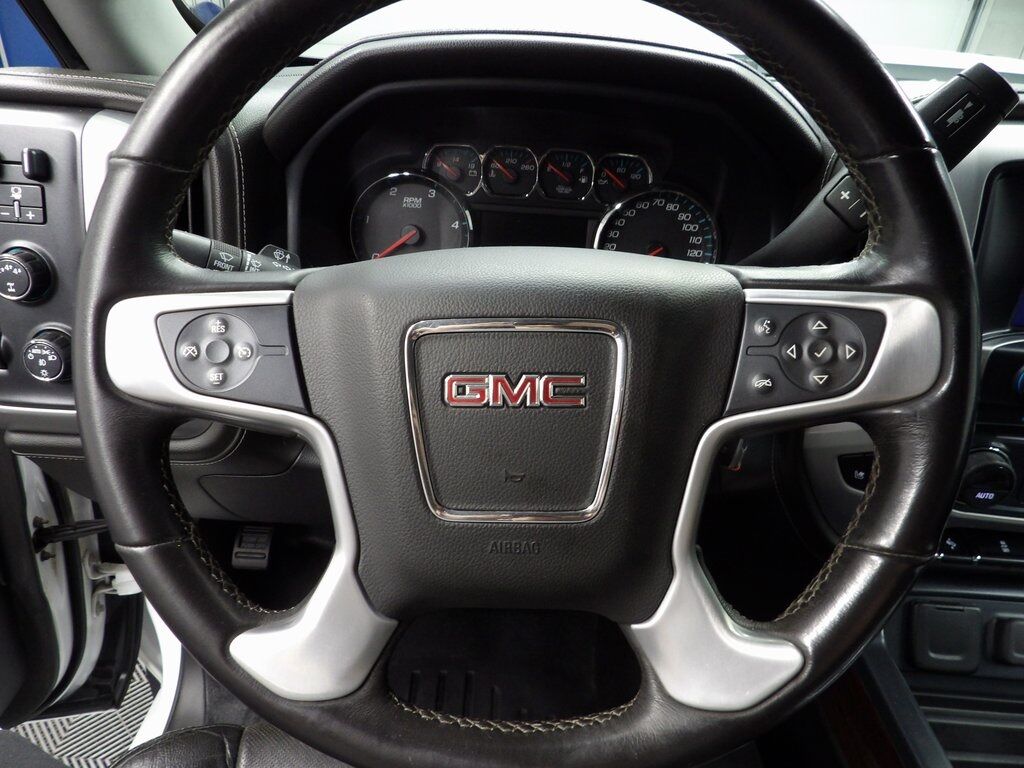 2017 GMC Sierra 2500HD 4x4 Crew Cab SLT Fond du Lac WI