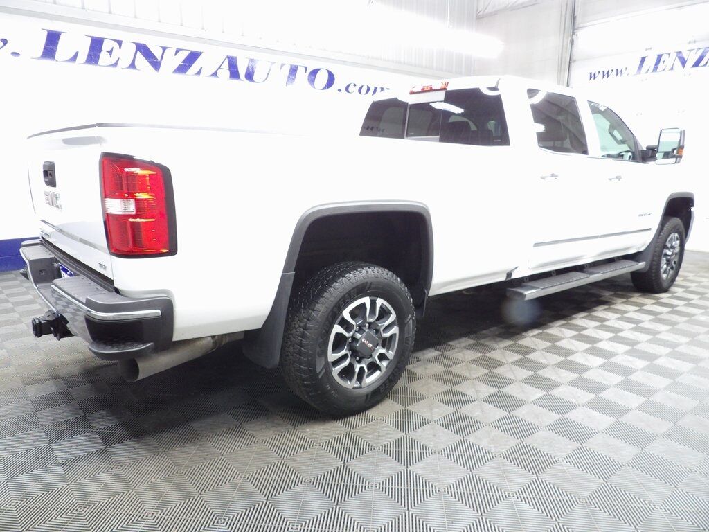 2017 GMC Sierra 2500HD 4x4 Crew Cab SLT Fond du Lac WI
