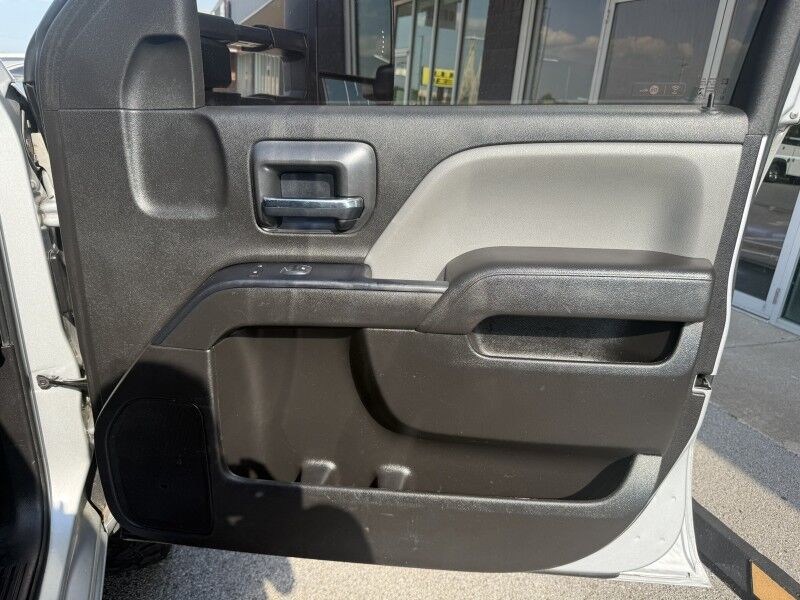 2017 GMC Sierra 2500HD Cab & Chassis Collinsville OK
