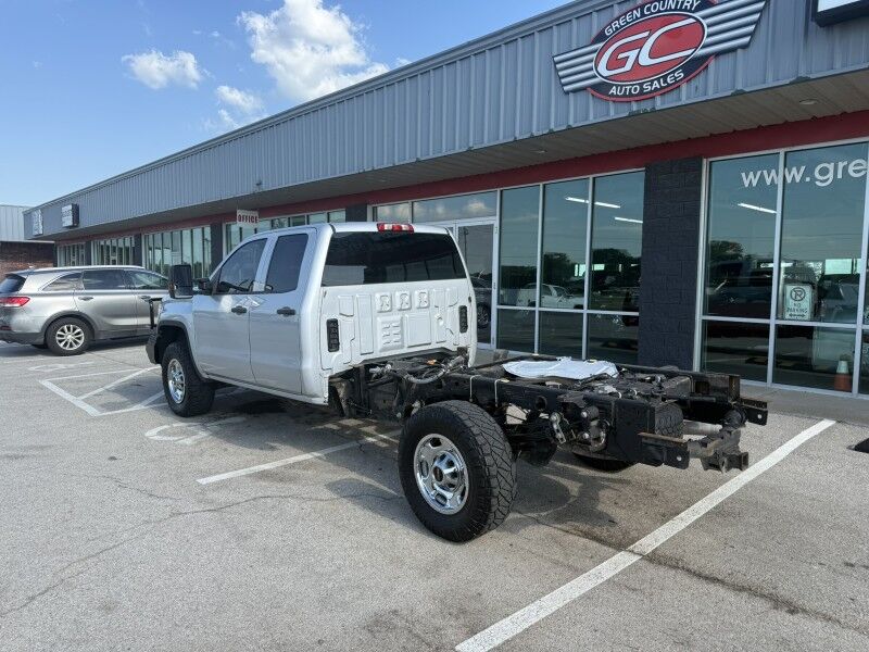 2017 GMC Sierra 2500HD Cab & Chassis Collinsville OK