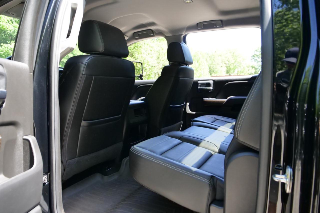 2017 GMC Sierra 2500HD Denali 4X4 / Turbo Diesel / Allison / Plus PKG! Lincolnton NC