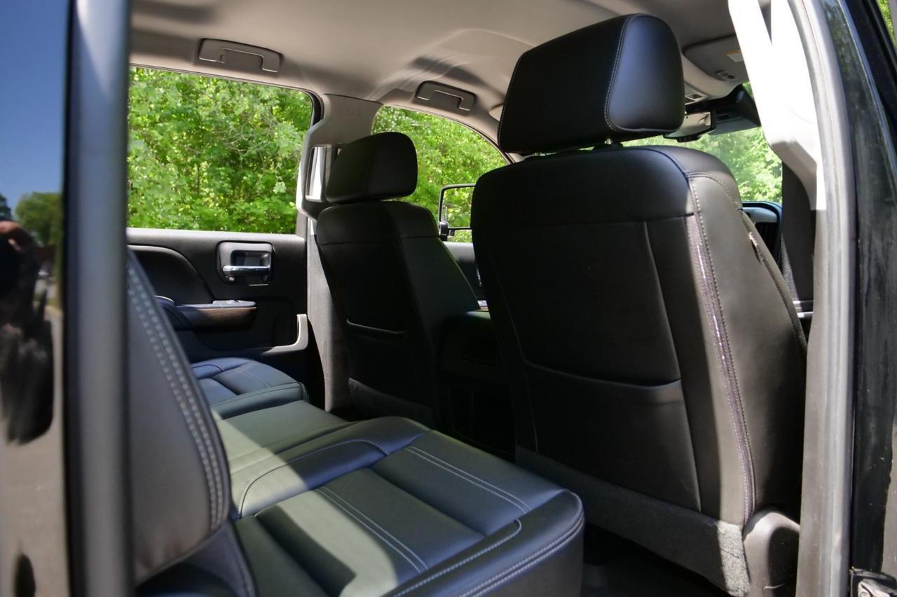 2017 GMC Sierra 2500HD Denali 4X4 / Turbo Diesel / Allison / Plus PKG! Lincolnton NC