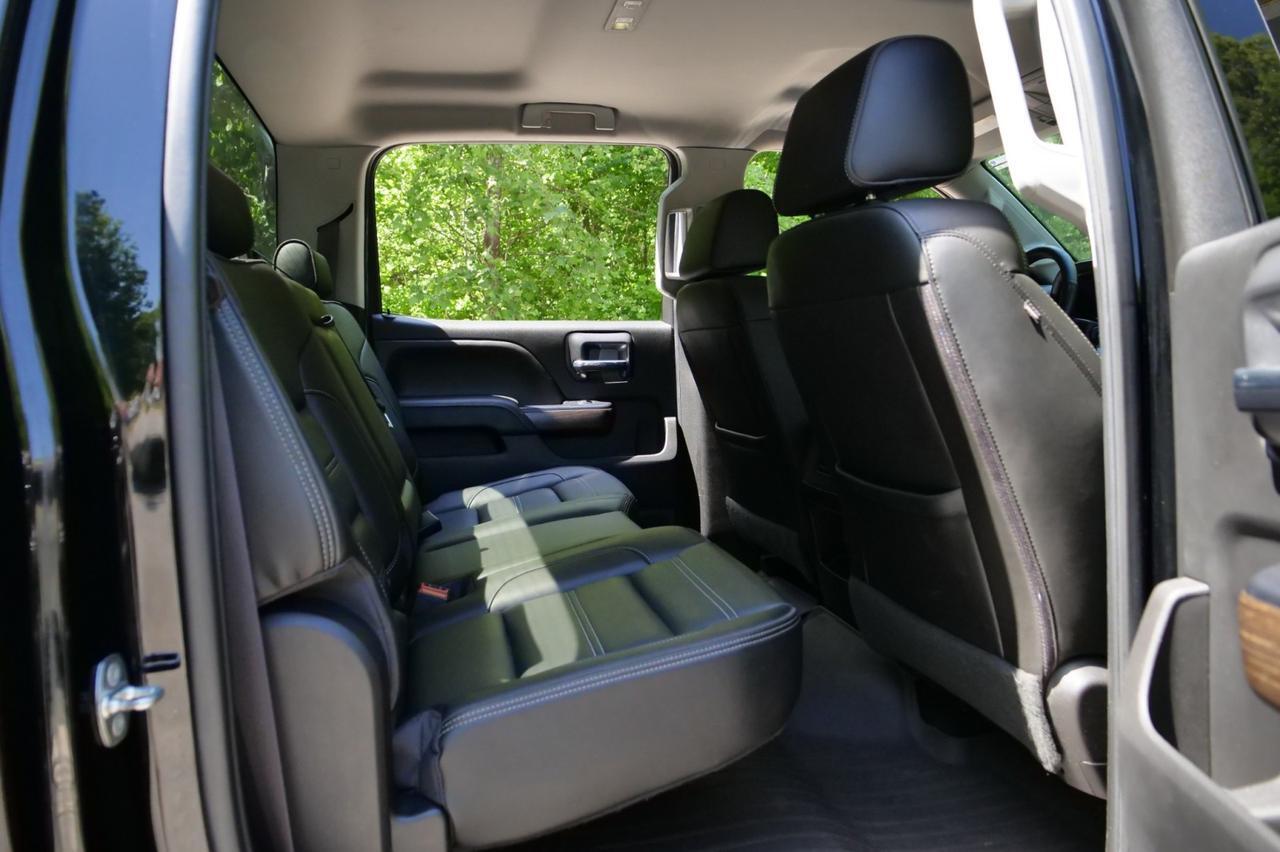 2017 GMC Sierra 2500HD Denali 4X4 / Turbo Diesel / Allison / Plus PKG! Lincolnton NC