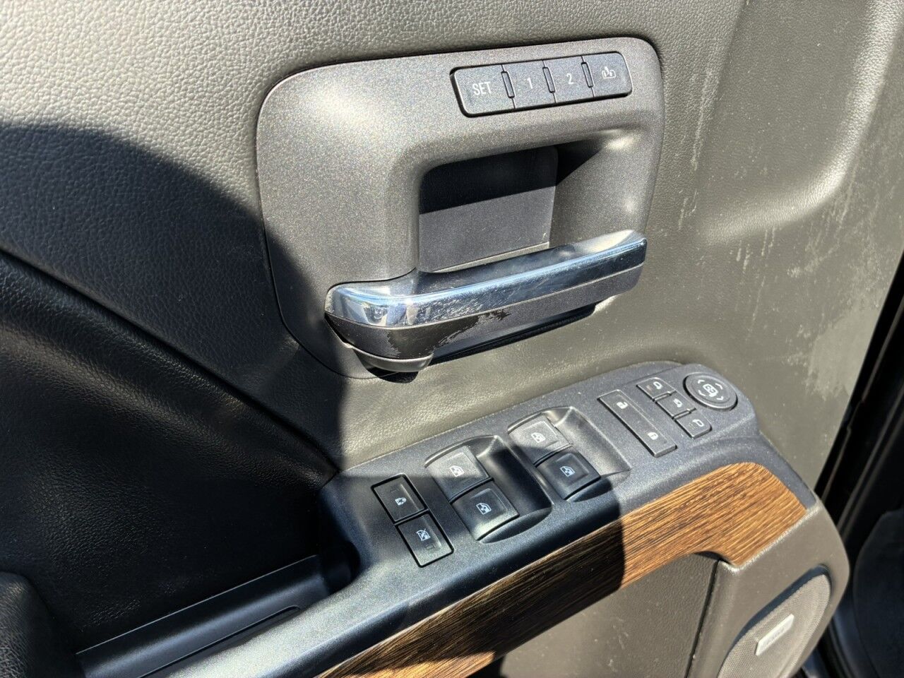 2017 GMC Sierra 2500HD Denali Charlton MA