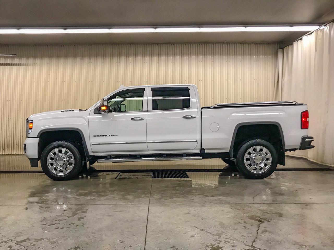 2017 GMC Sierra 2500HD Denali Red Deer AB