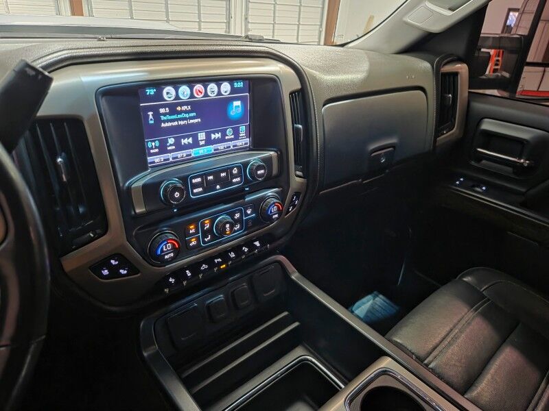 2017 GMC Sierra 2500HD Lifted Denali 6.6L Diesel 22in American Force 37in Tires FREE WARRANTY Arlington TX