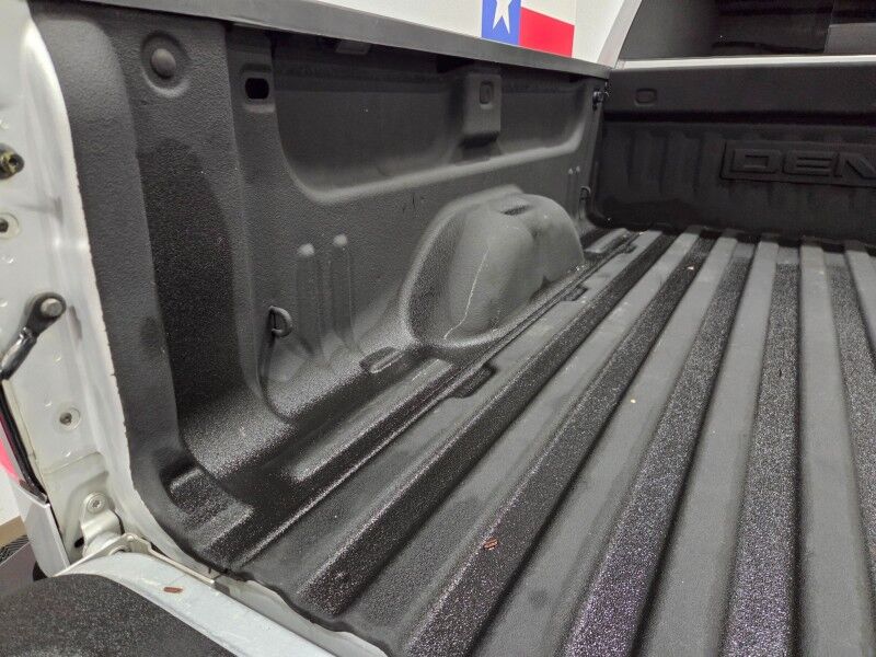 2017 GMC Sierra 2500HD Lifted Denali 6.6L Diesel 22in American Force 37in Tires FREE WARRANTY Arlington TX