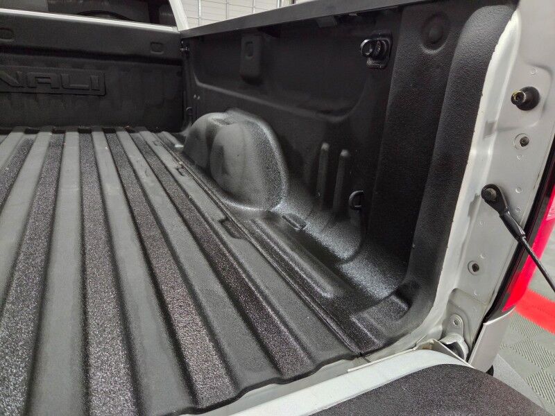 2017 GMC Sierra 2500HD Lifted Denali 6.6L Diesel 22in American Force 37in Tires FREE WARRANTY Arlington TX