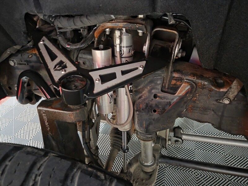 2017 GMC Sierra 2500HD Lifted Denali 6.6L Diesel 22in American Force 37in Tires FREE WARRANTY Arlington TX