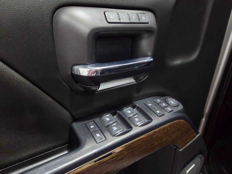 2017 GMC Sierra 2500HD Lifted Denali 6.6L Diesel 22in American Force 37in Tires FREE WARRANTY Arlington TX