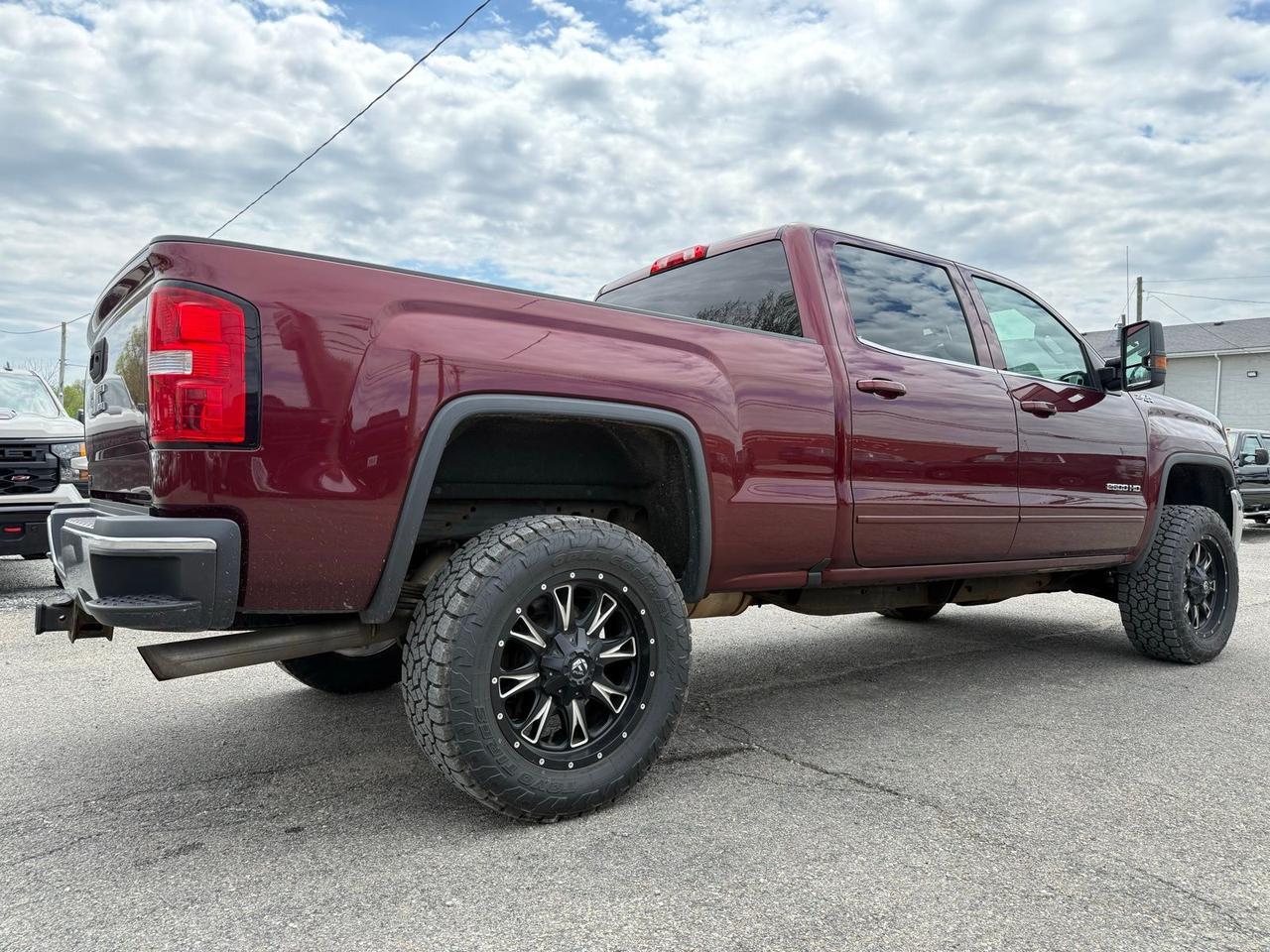 2017 GMC Sierra 2500HD SLE Crestwood KY