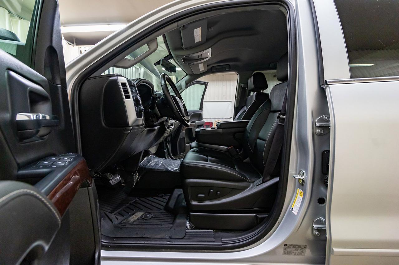 2017 GMC Sierra 2500HD SLE Red Deer AB