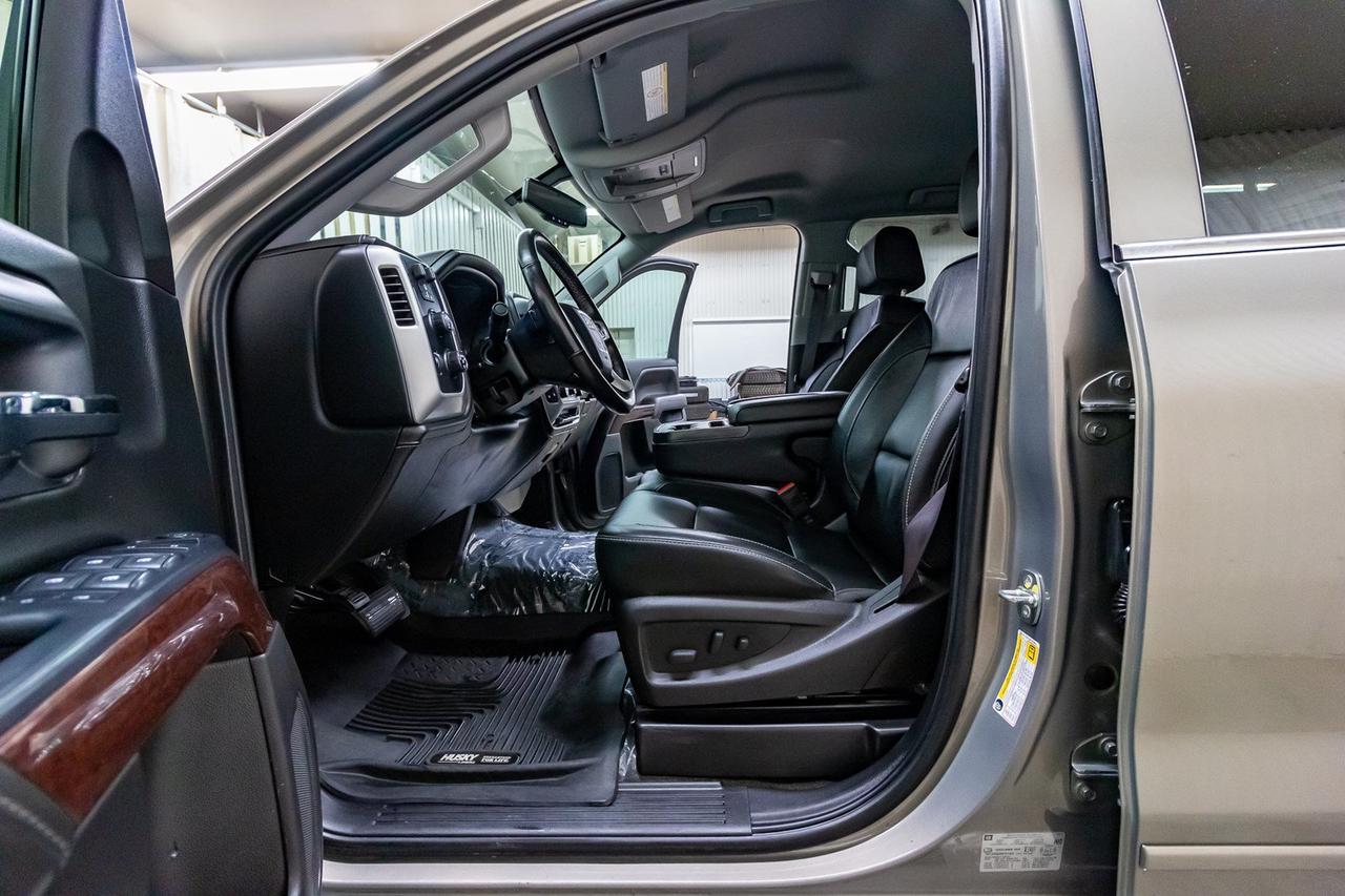 2017 GMC Sierra 2500HD SLE Red Deer AB