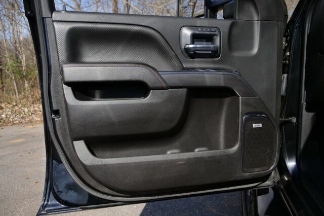 2017 GMC Sierra 2500HD SLT 4X4 / Duramax Diesel / Heated Seats! High Point NC