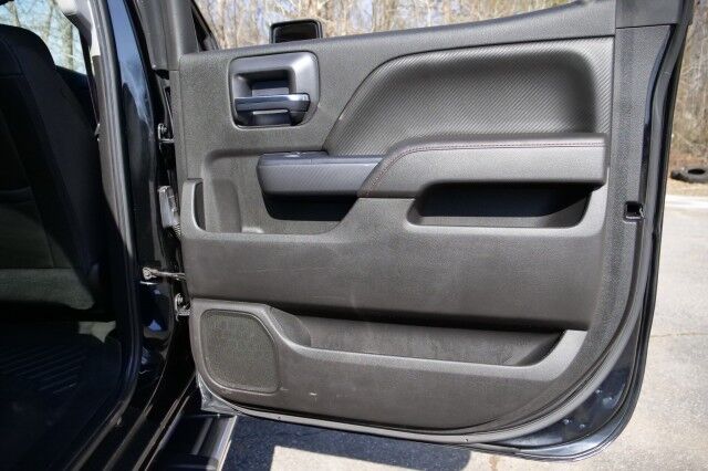 2017 GMC Sierra 2500HD SLT 4X4 / Duramax Diesel / Heated Seats! High Point NC